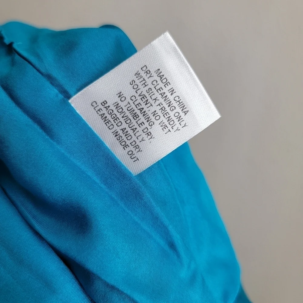The Sei Ruched Mini Skirt in Azul size 8 NWT